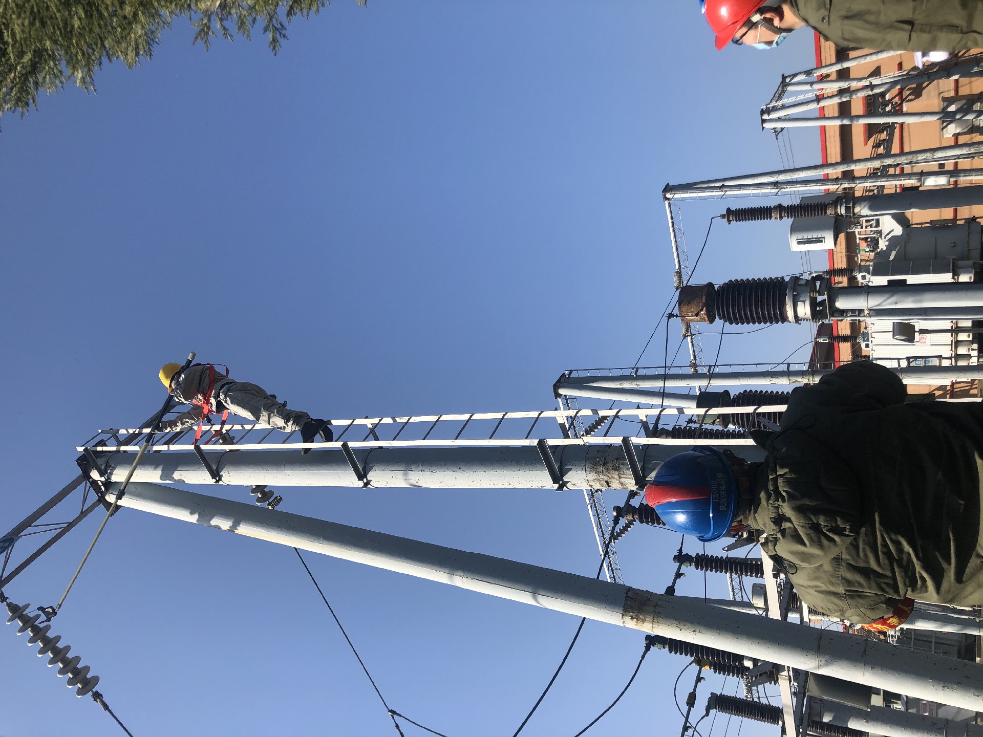 絕緣子分布電壓測試儀零值檢測現場